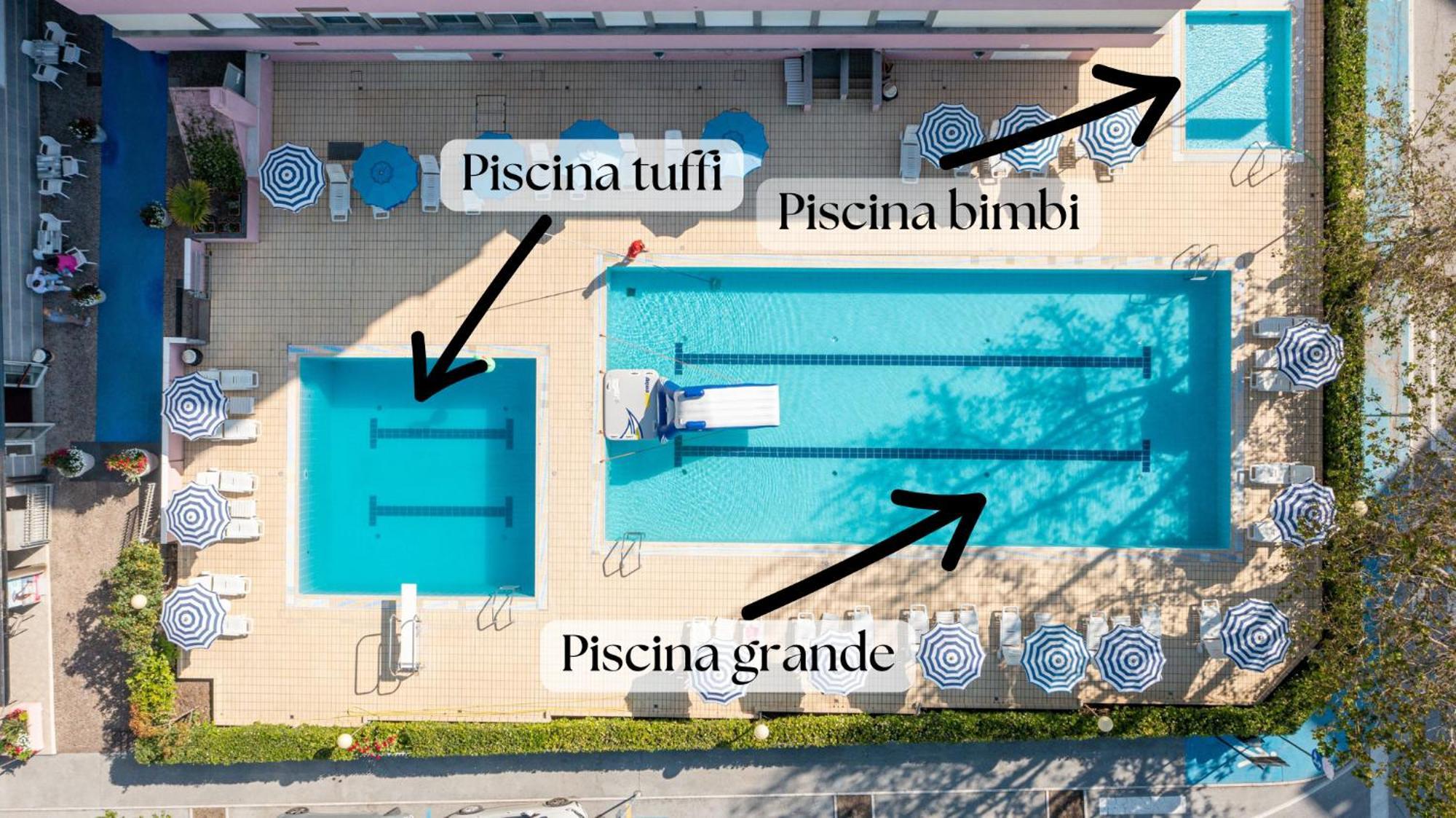 Hotel Alba D'Oro Gatteo a Mare Esterno foto