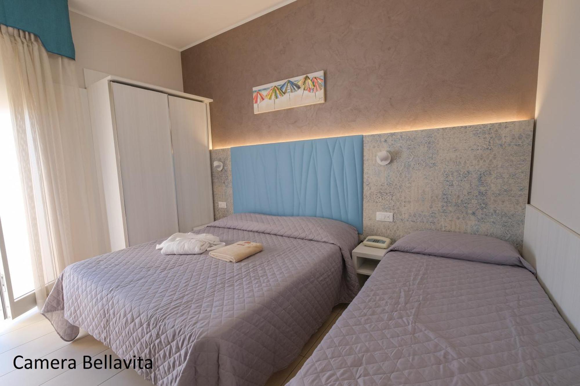Hotel Alba D'Oro Gatteo a Mare Esterno foto