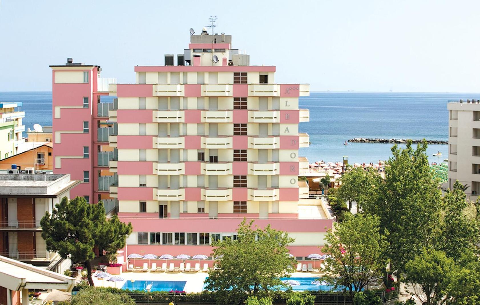 Hotel Alba D'Oro Gatteo a Mare Esterno foto
